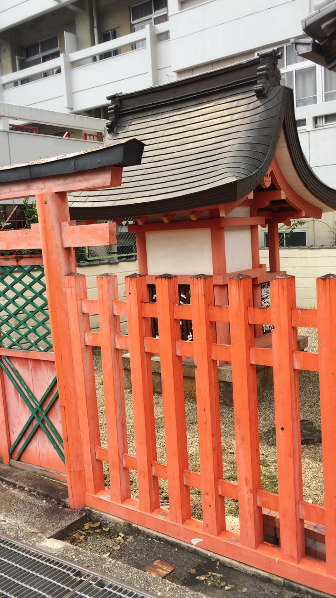 釆女神社